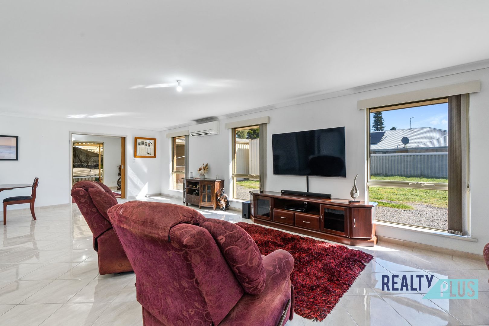 26 Parkland Drive, Warnbro WA 6169, Image 2