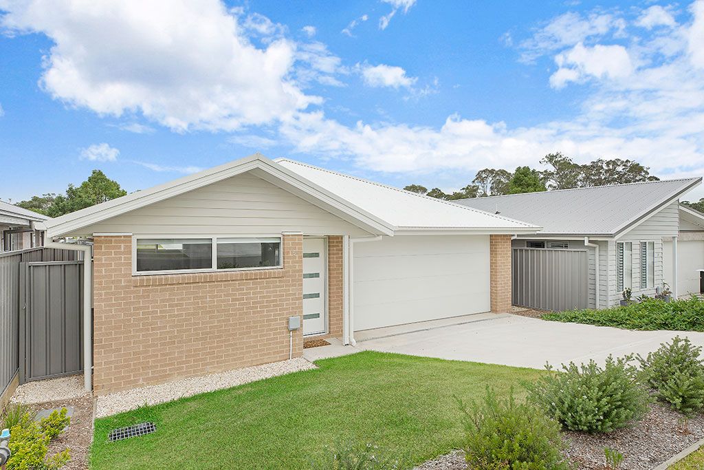 3 bedrooms House in 5 Stainer Street MORISSET NSW, 2264