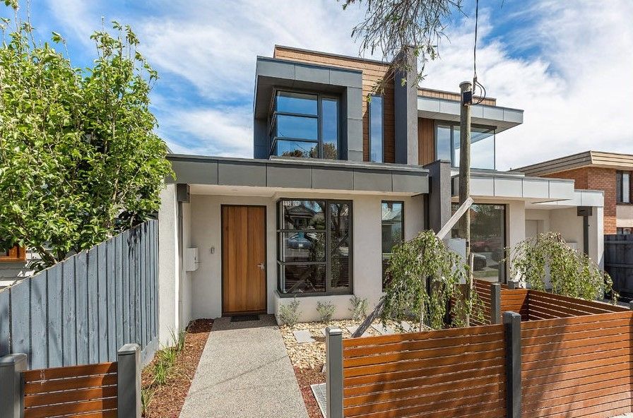 2 bedrooms Townhouse in 1/113 Anderson Street YARRAVILLE VIC, 3013