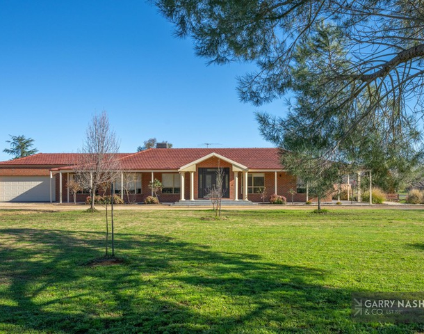 5 Woodland Grove, Waldara VIC 3678