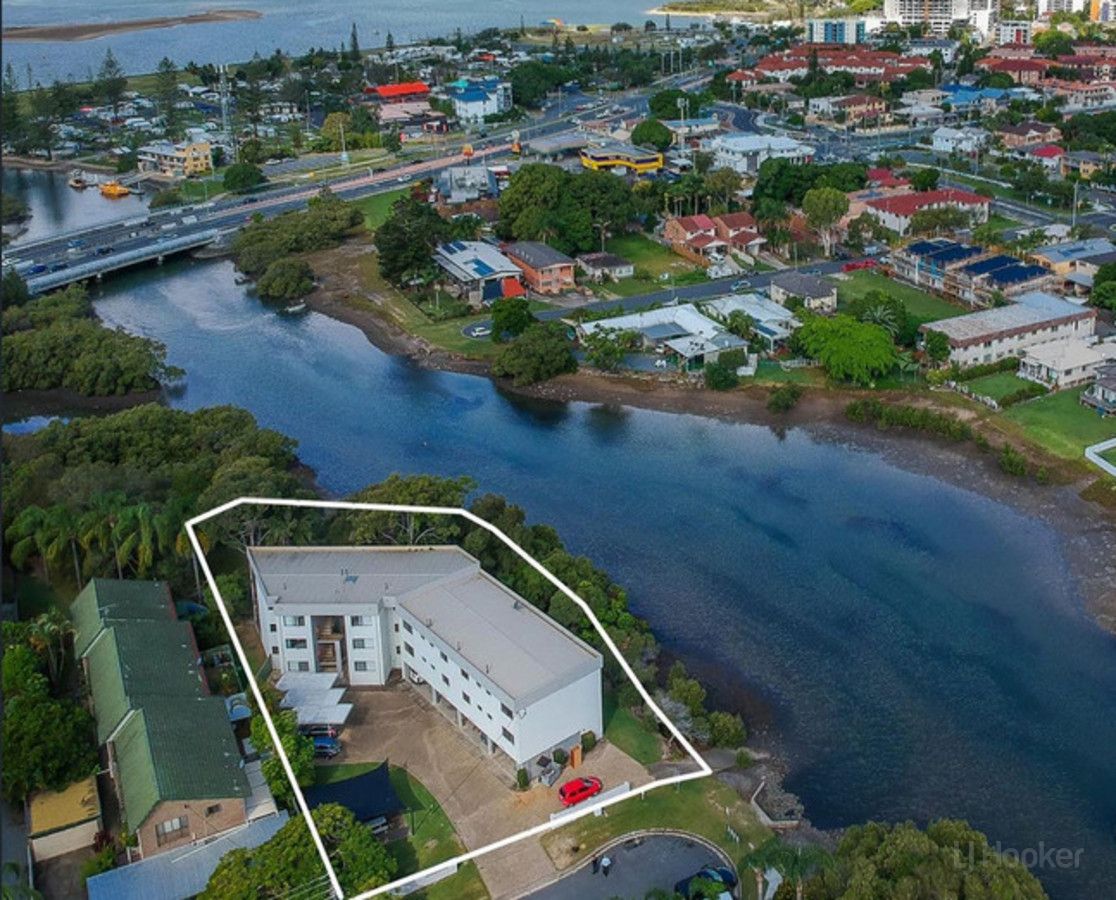 2 bedrooms Apartment / Unit / Flat in 4/15 Huth Street LABRADOR QLD, 4215