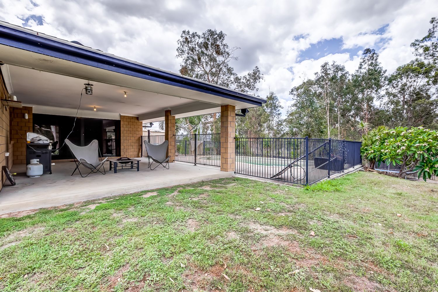 24 Scarborough Court, Mundoolun QLD 4285, Image 2