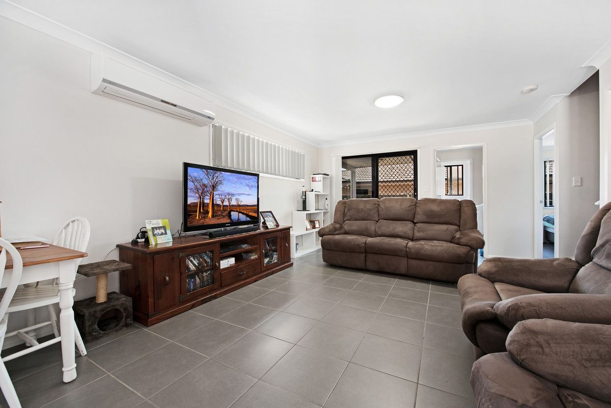 7/5 Blake Street, Wilsonton QLD 4350, Image 2