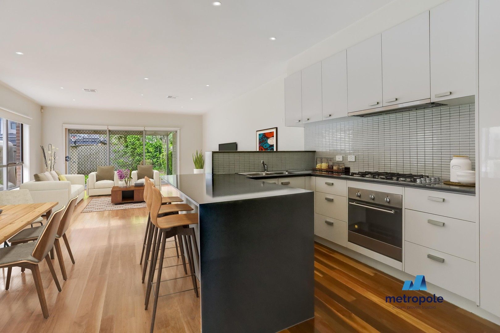 3 bedrooms Townhouse in 7A Waratah Street BENTLEIGH EAST VIC, 3165