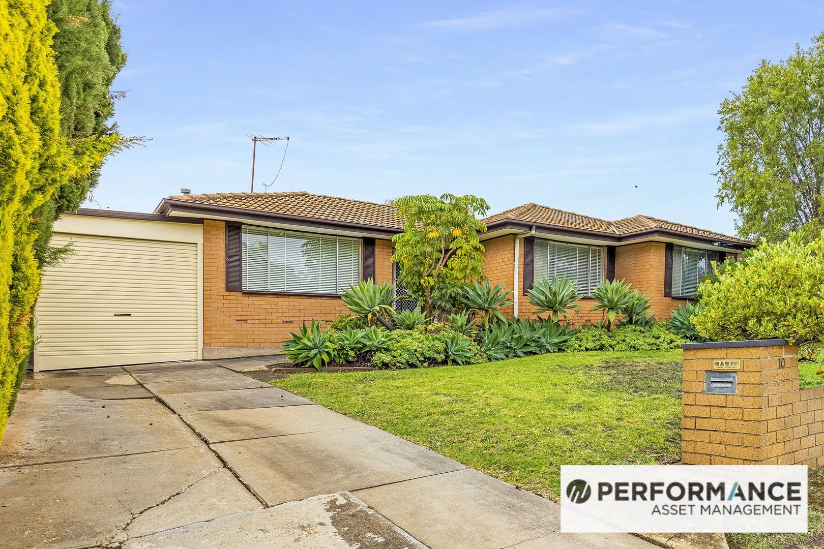 10 Kildonan Avenue, Para Vista SA 5093 House For Rent 470 Domain