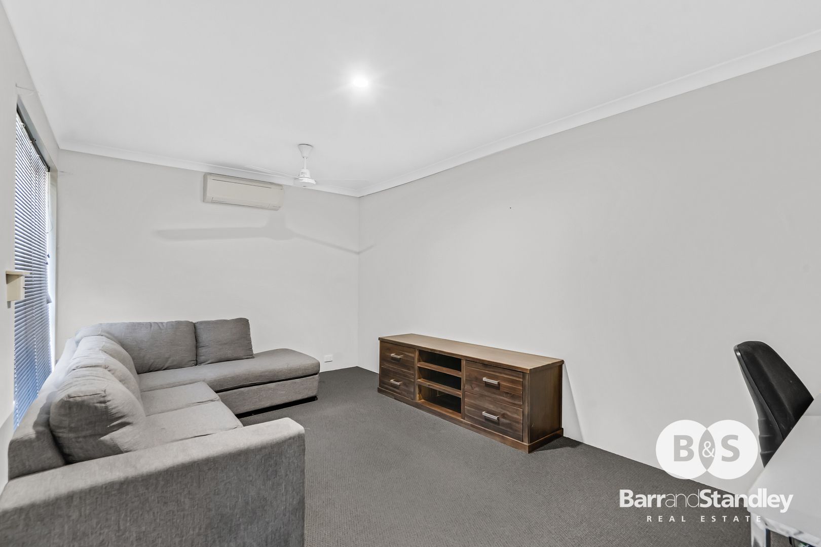 2A Collinsville Way, Usher WA 6230, Image 2