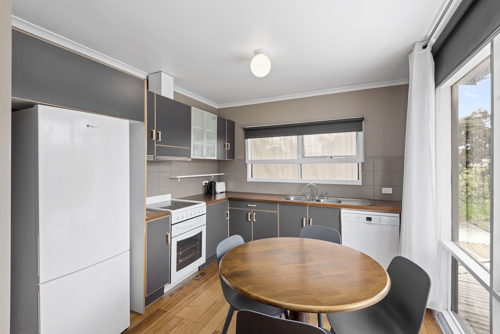 1/2 Spray Street, Ocean Grove VIC 3226 Apartment For Rent 430 Domain