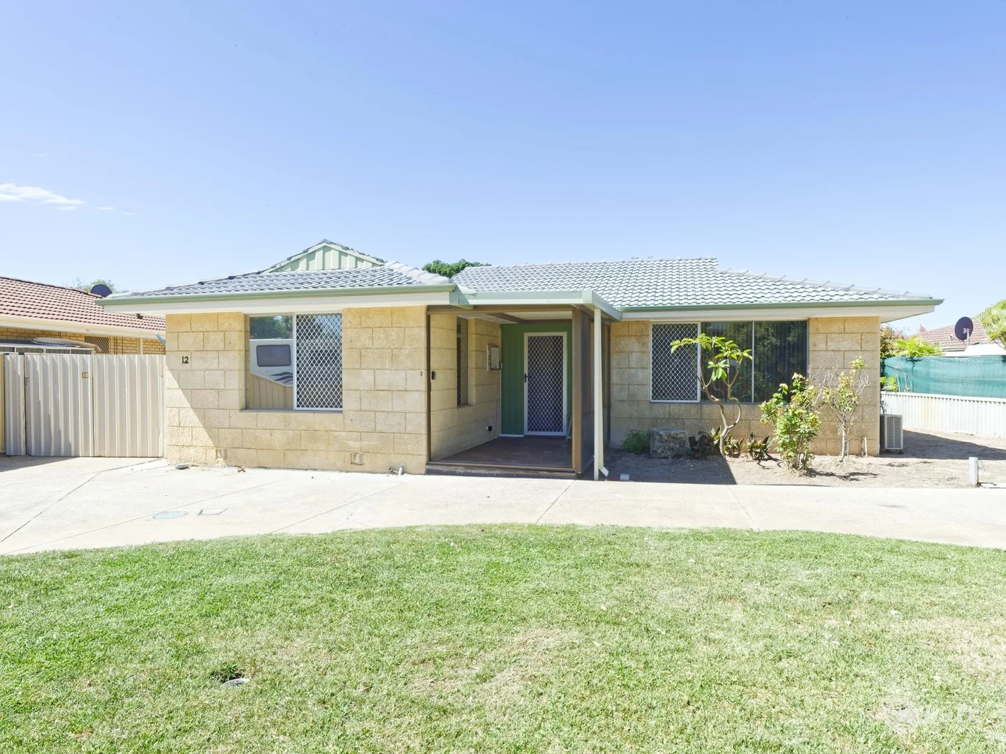 12 Frederick Street, Shoalwater WA 6169