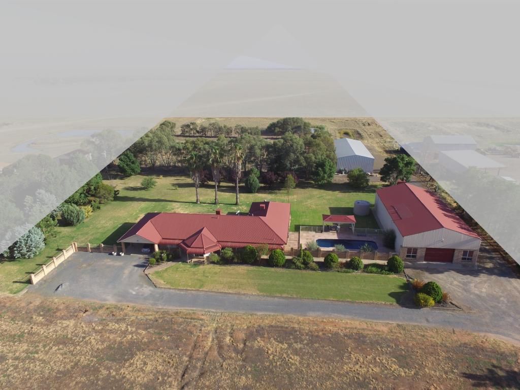 10 Showground Road, Jerilderie NSW 2716, Image 2