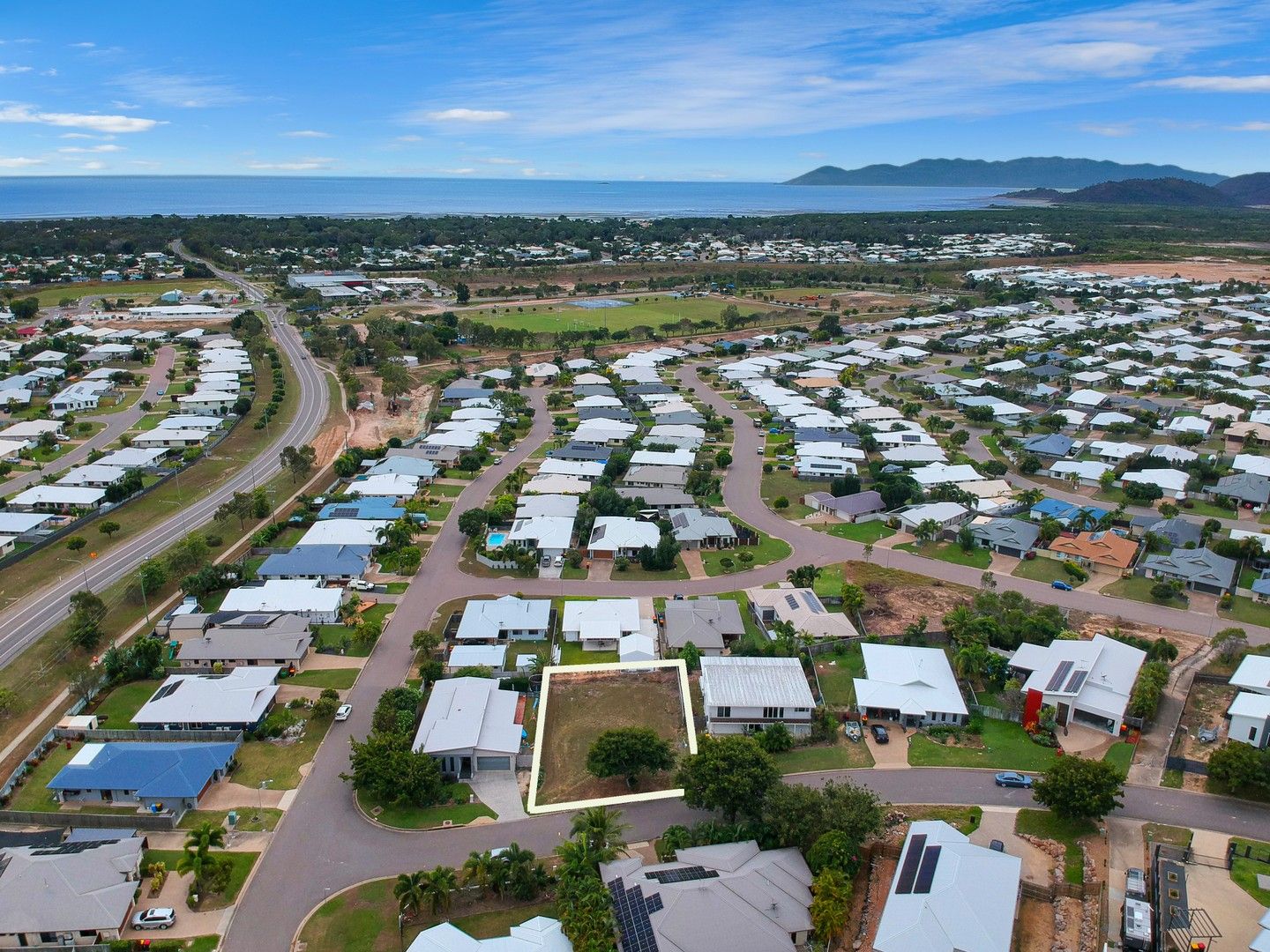 Vacant land in 2 Harrier Court, BUSHLAND BEACH QLD, 4818