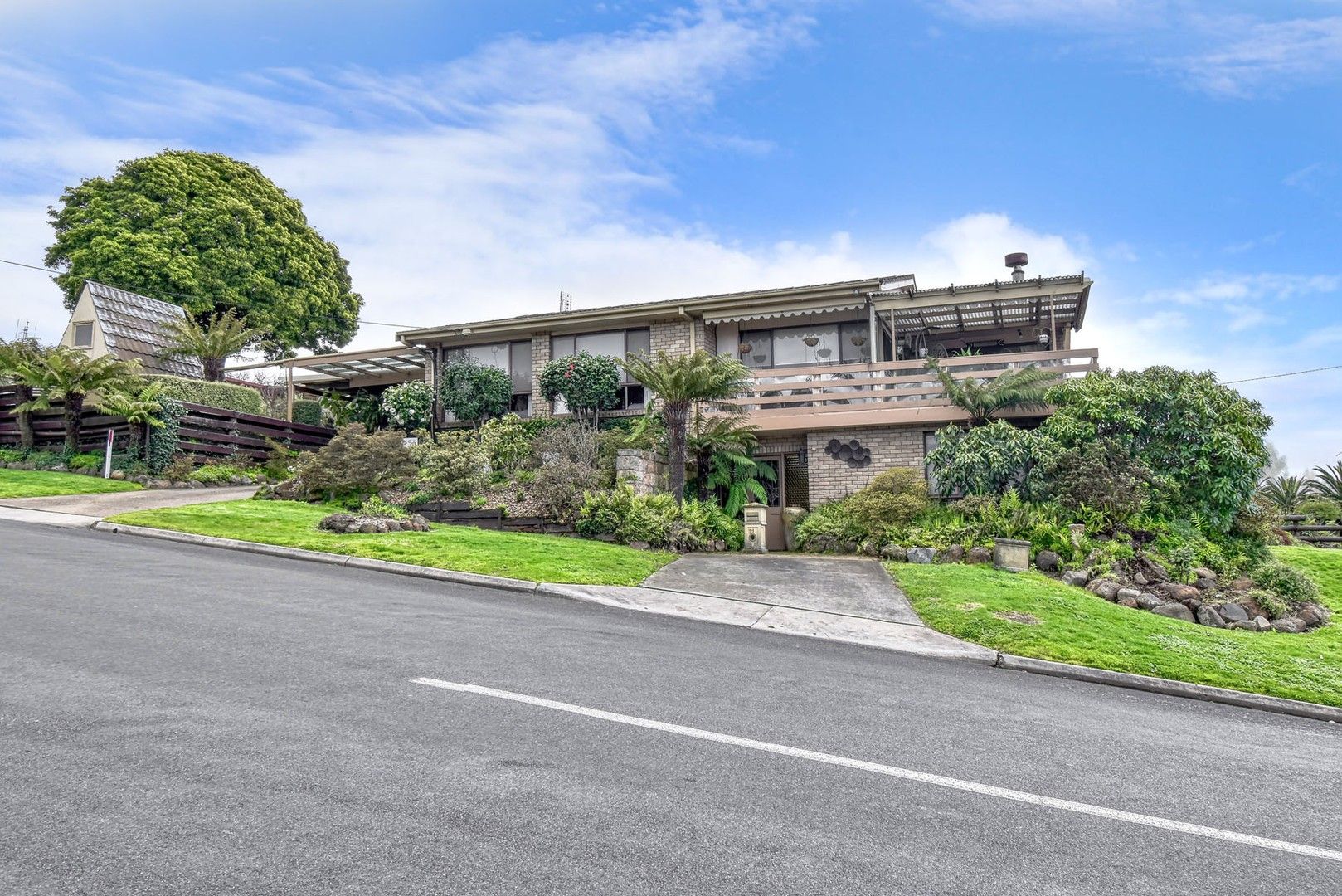 4 bedrooms House in 21 Lambert Street ARARAT VIC, 3377