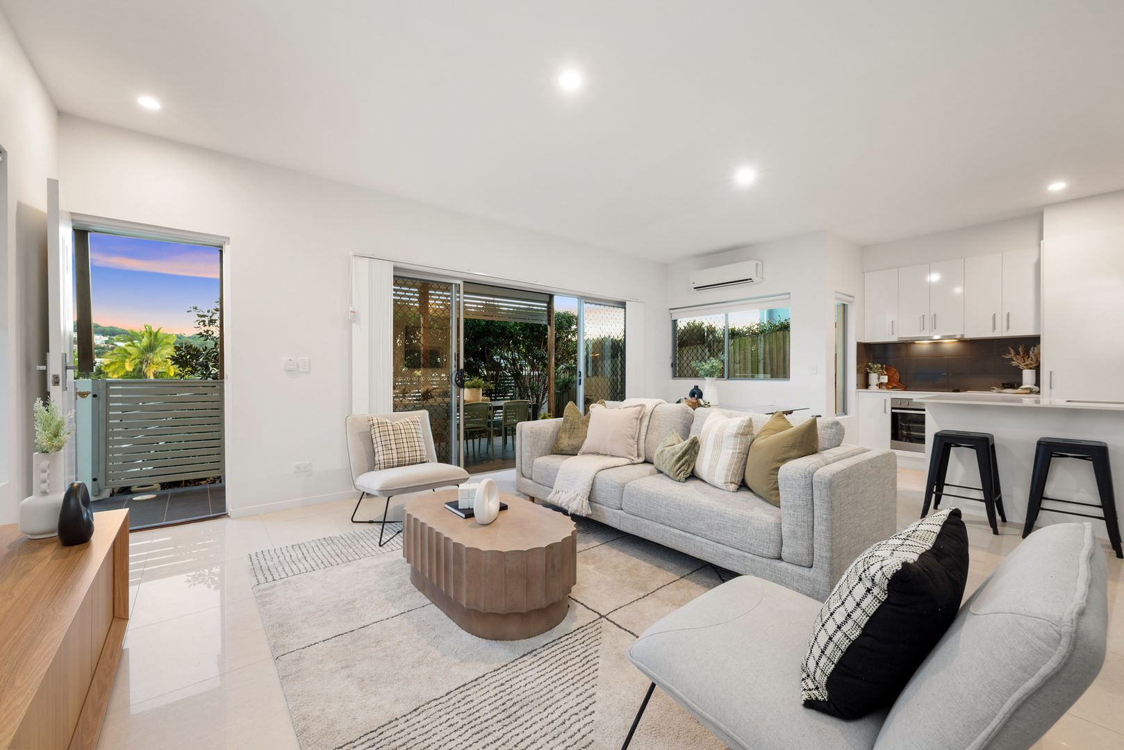 1/55 Hill Crescent Carina Heights QLD 4152 Domain