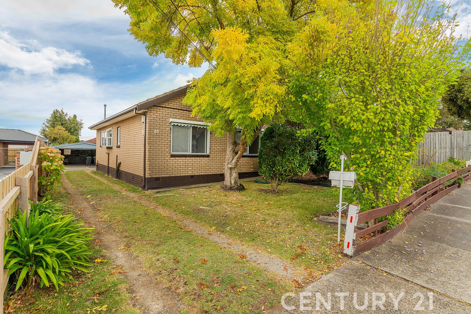 25 Philip Street, Dandenong North Property History & Address Research