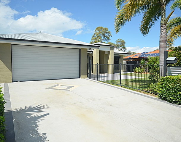 102 Bideford Street, Torquay QLD 4655