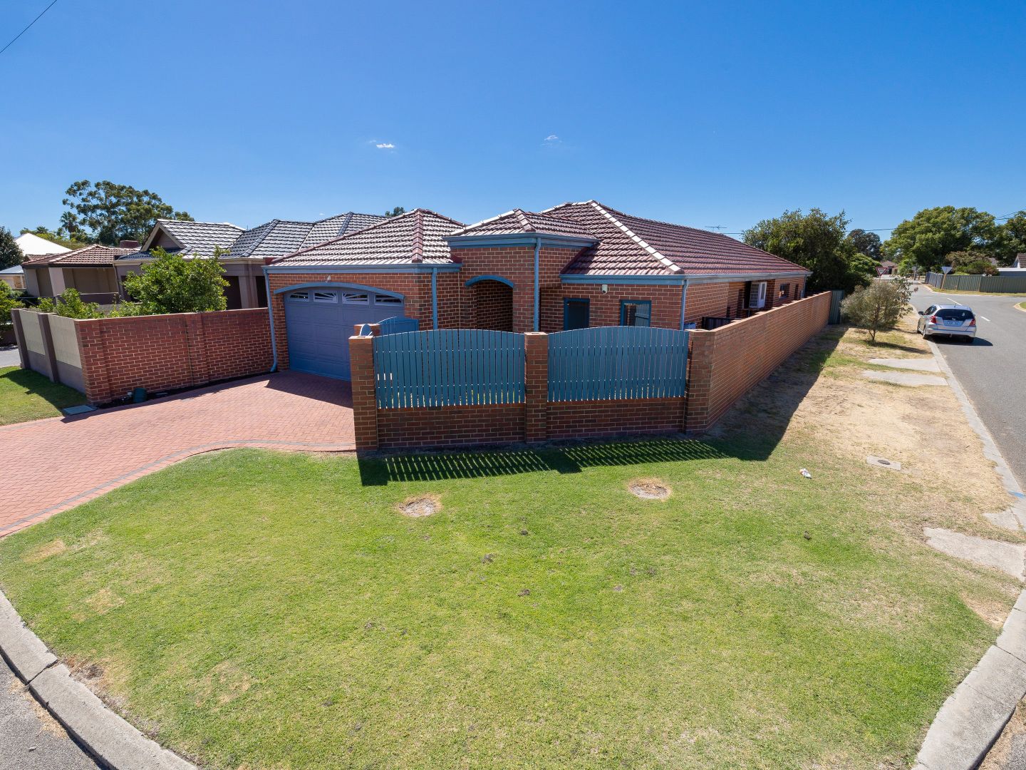 16 Walton Street, Queens Park WA 6107 House For Rent 725 Domain