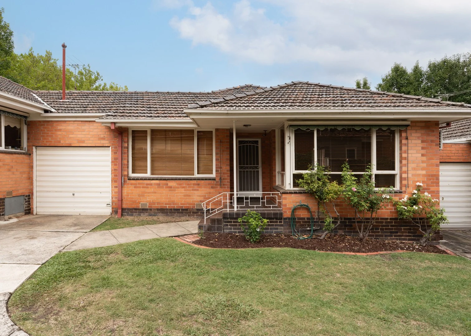 2/13 Wattle Valley Road, Canterbury VIC 3126