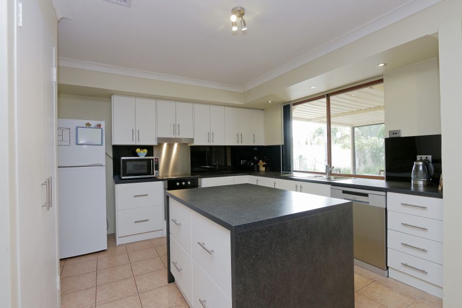 4 Kestrel Parade, Ballajura WA 6066, Image 2