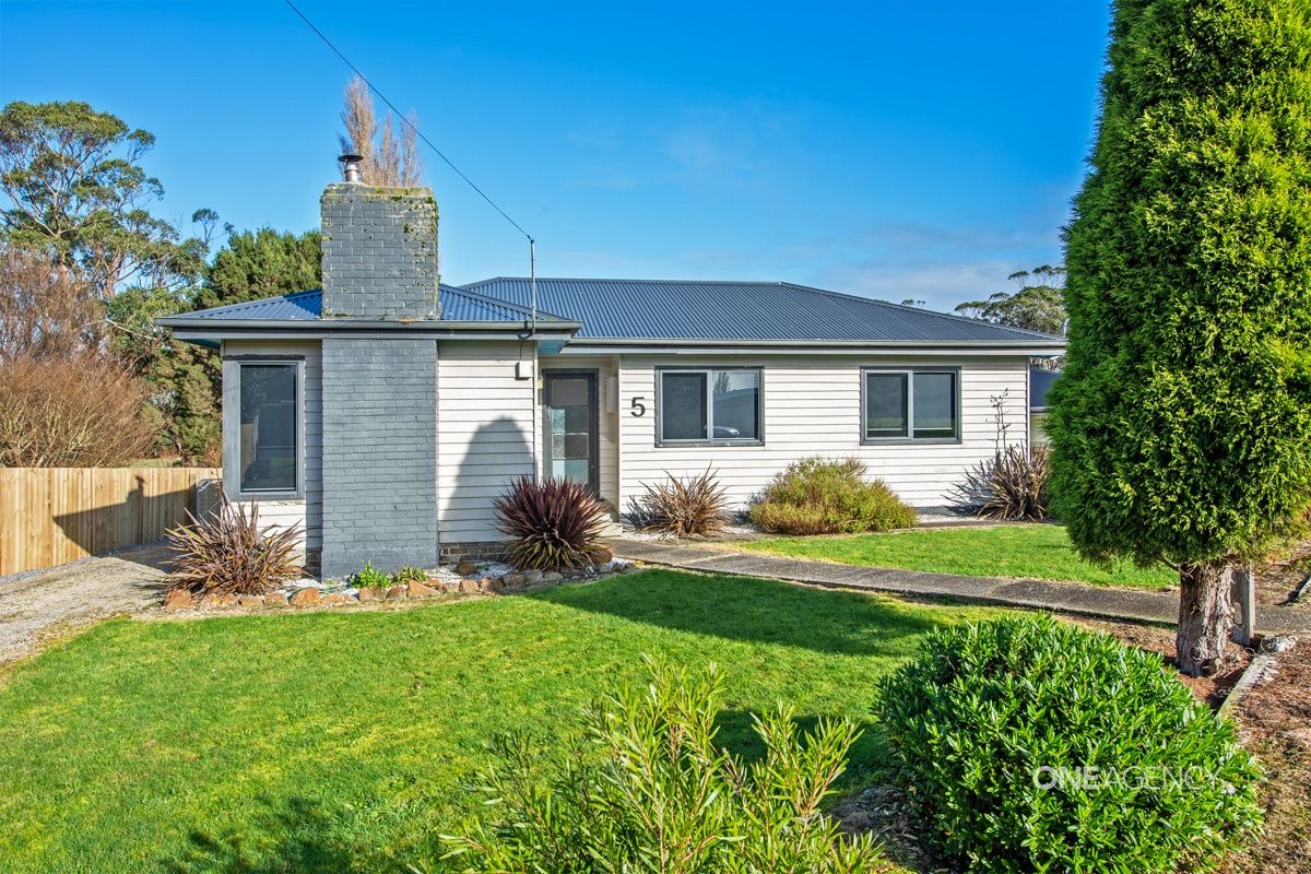 5 John Street, Smithton TAS 7330 House For Rent Domain