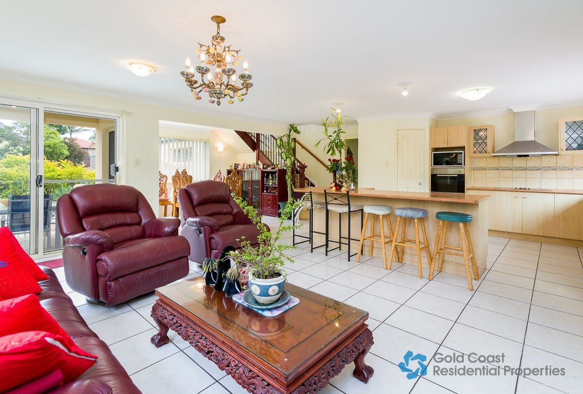 1 Kettlewell Chase, Arundel QLD 4214, Image 2