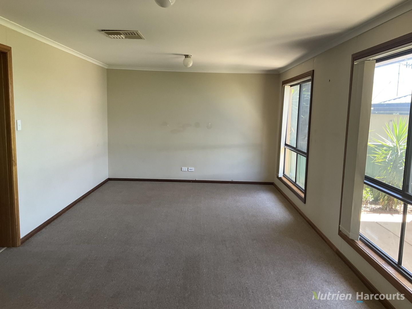 5 Hogan Place, Cobar NSW 2835 House For Rent 440 Domain