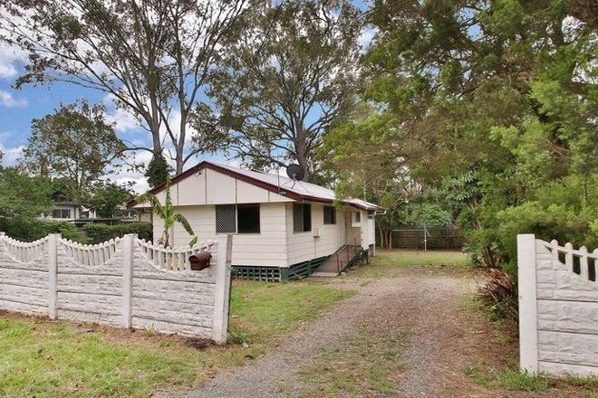 Picture of 25 Bannerman Street, RIVERVIEW QLD 4303