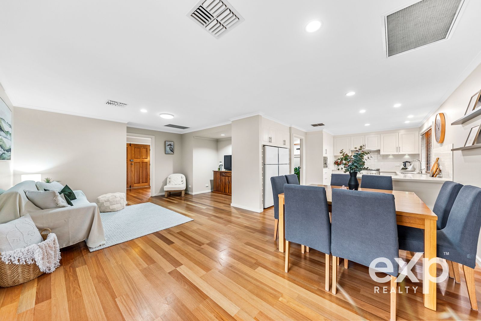 5 Summer Hill Court Wynn Vale SA 5127 Domain