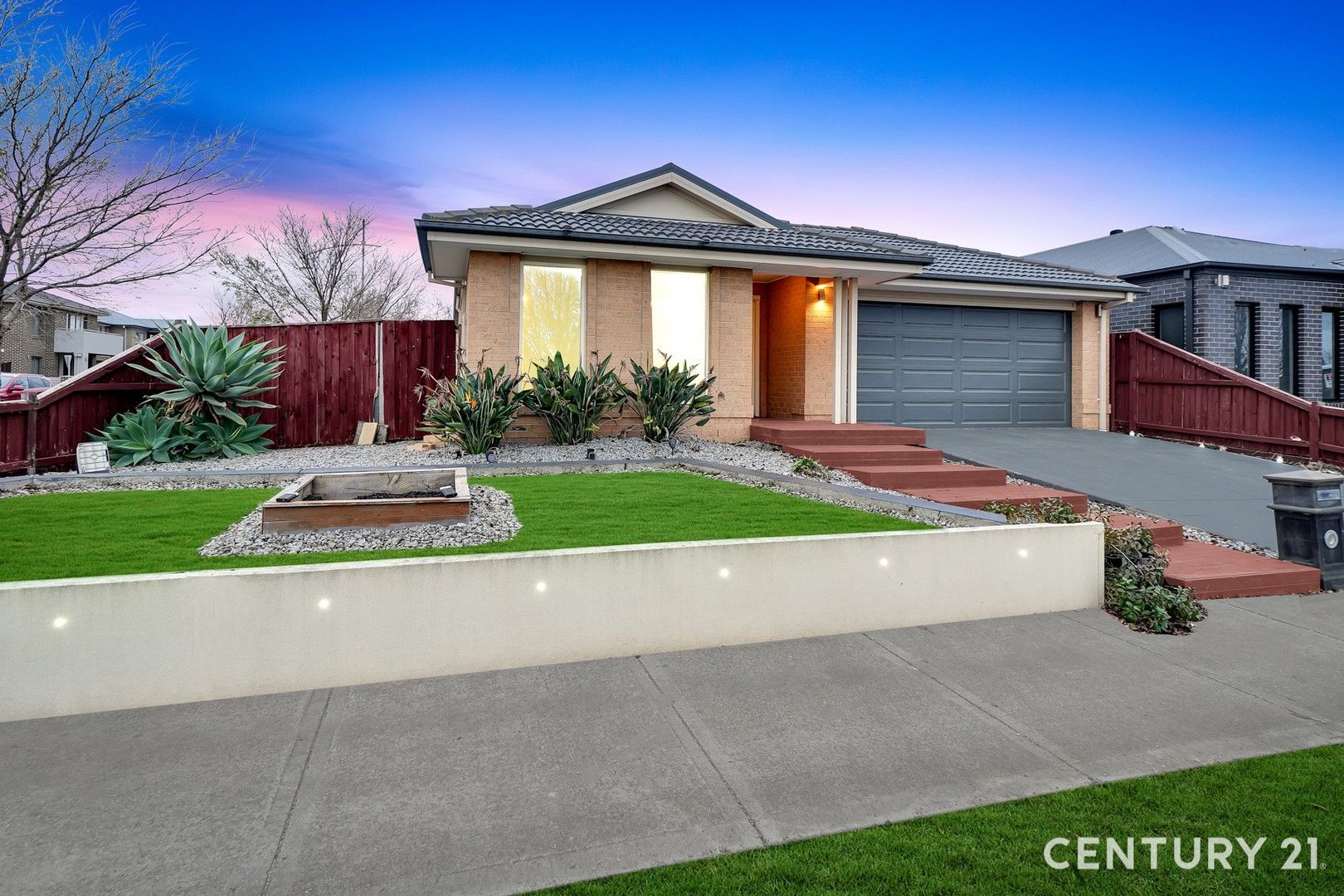 4 bedrooms House in 1 North Terrace TAYLORS HILL VIC, 3037