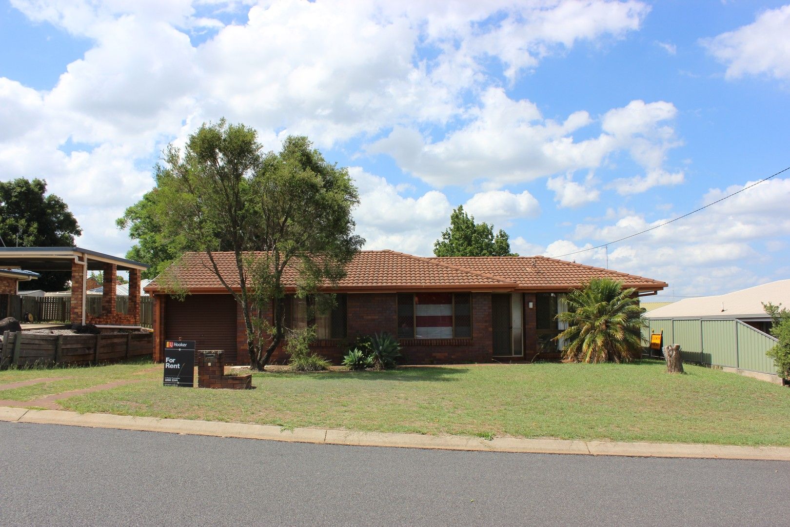 3 bedrooms House in 9 Kratzmann Court KEARNEYS SPRING QLD, 4350