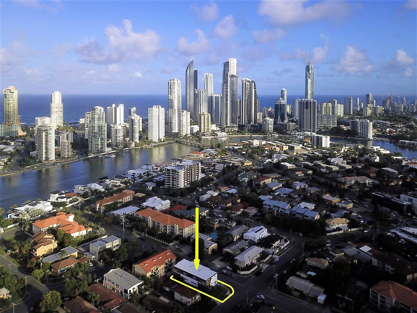 4 bedrooms Villa in 3/27 Burra Street SURFERS PARADISE QLD, 4217