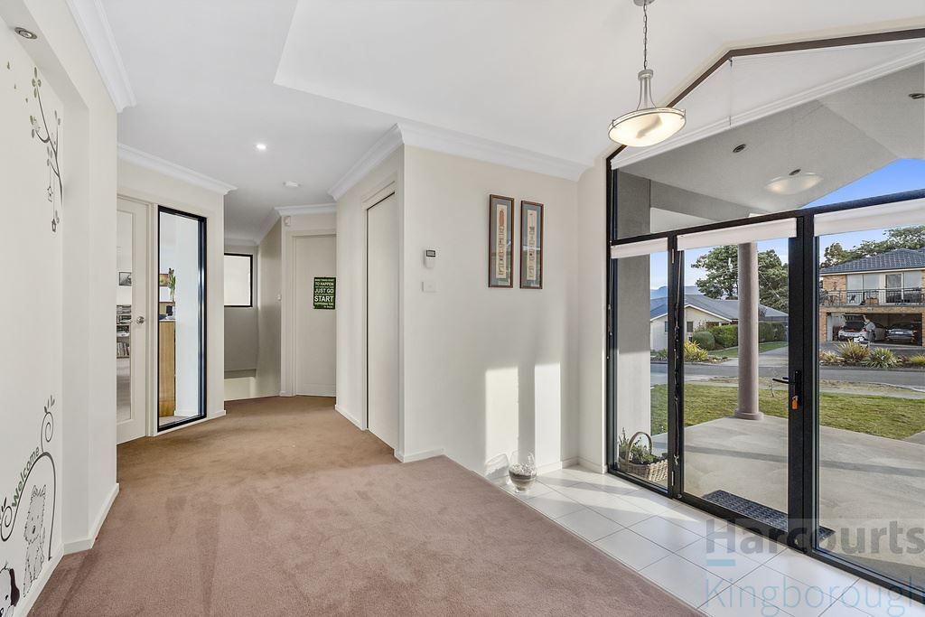 16 Cider Gum Drive, Blackmans Bay TAS 7052, Image 2