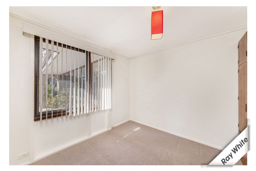 47 Barnet Close, SWINGER HILL ACT 2606, Image 2