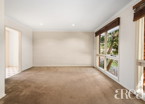 2/32 Barkly Street, Box Hill VIC 3128