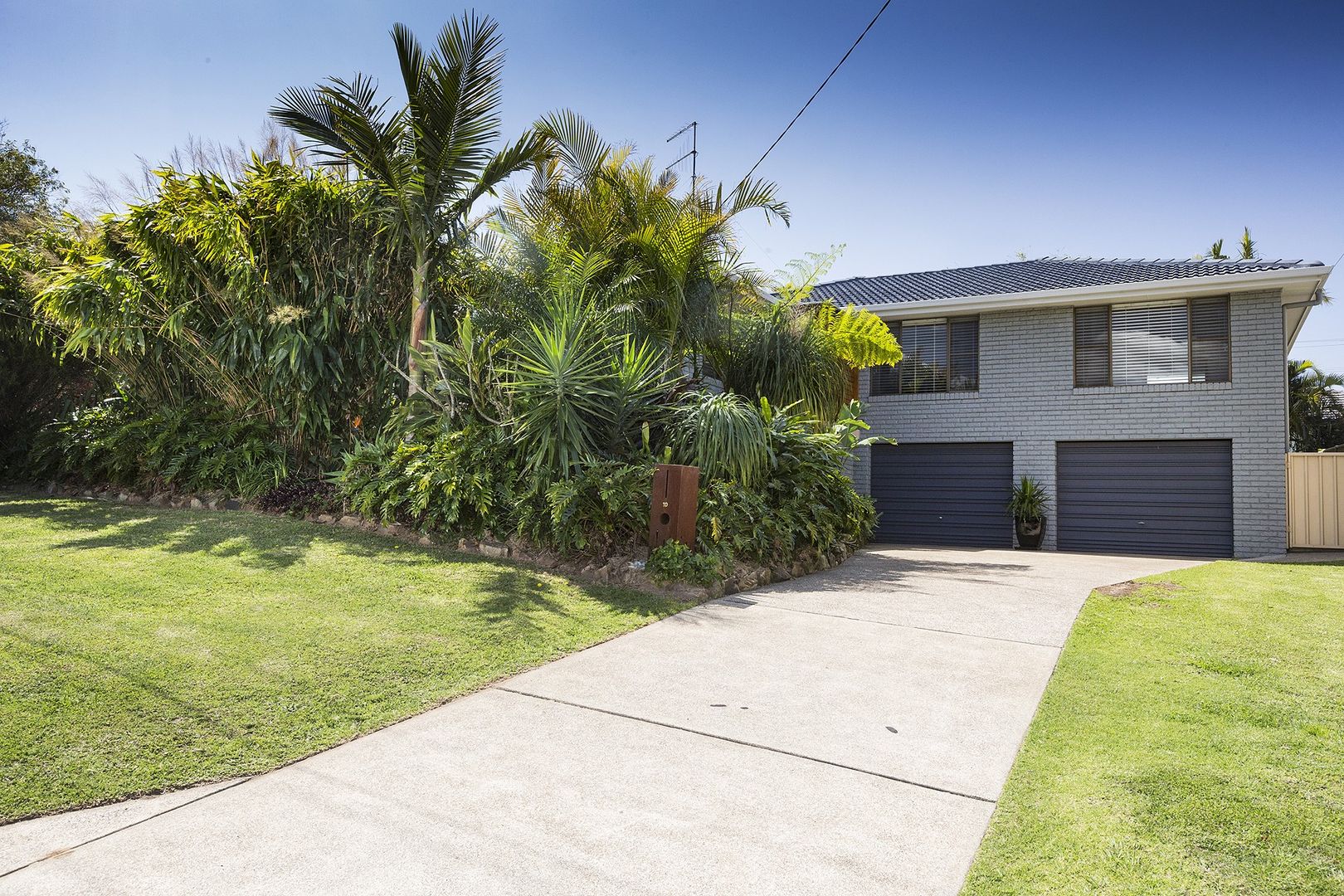 10 Burrawan Street, Forster Property History & Address Research Domain