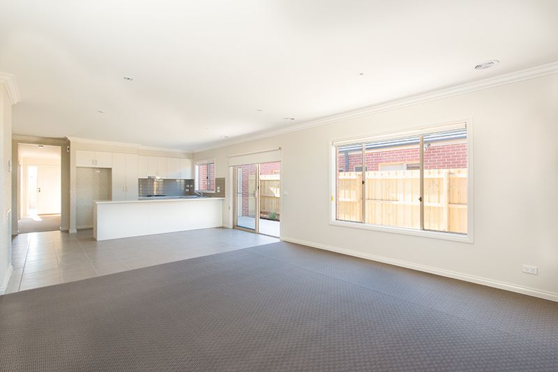 3/1114 Gregory Street, Lake Wendouree VIC 3350, Image 1