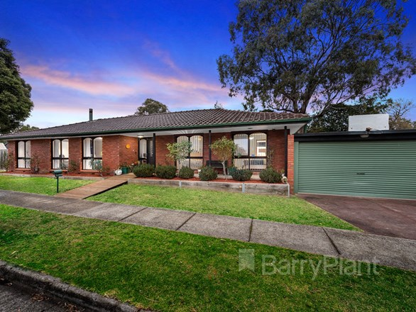 2 Taunton Crescent, Scoresby VIC 3179