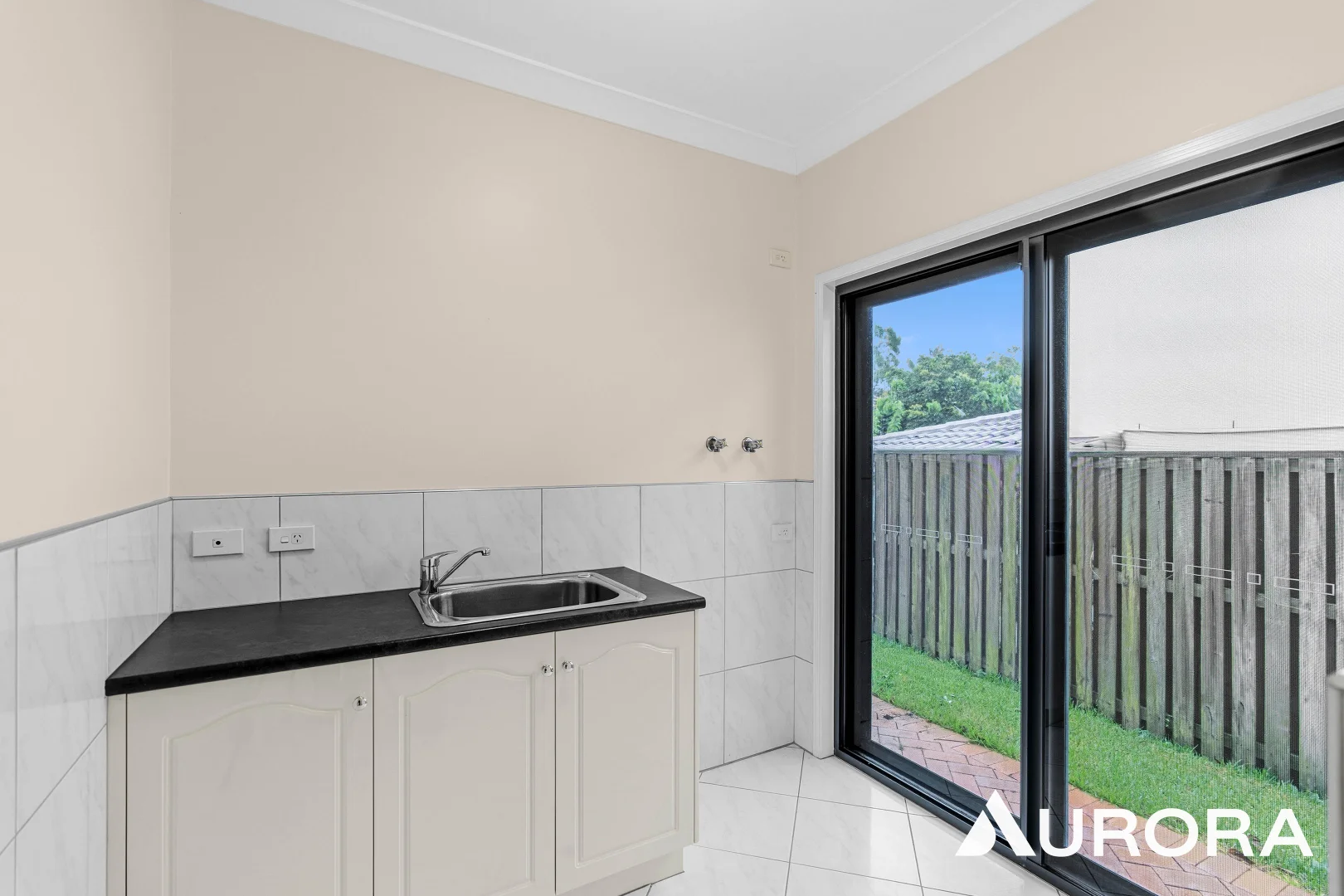 Additional image 11 of 7 Jubilee Close, Eight Mile Plains QLD 4113