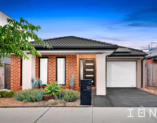 52 Stature Avenue, Clyde North VIC 3978