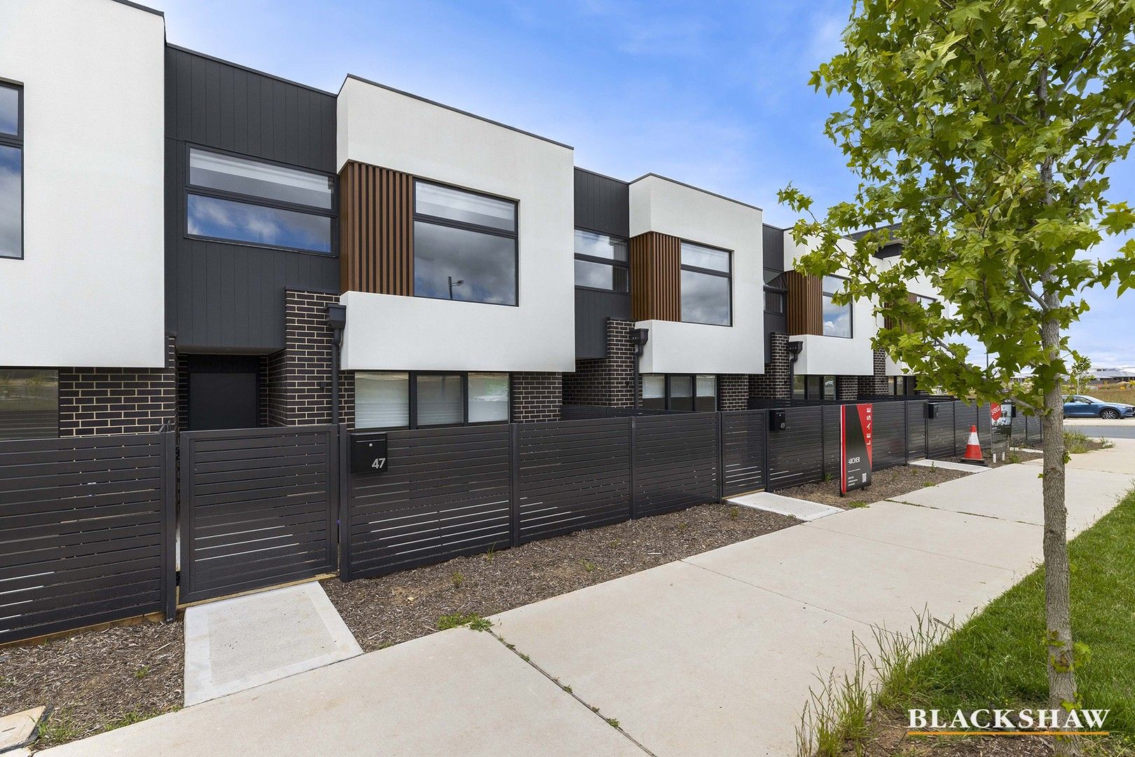 4 bedrooms Terrace in 47 Wellsvale Drive GOOGONG NSW, 2620