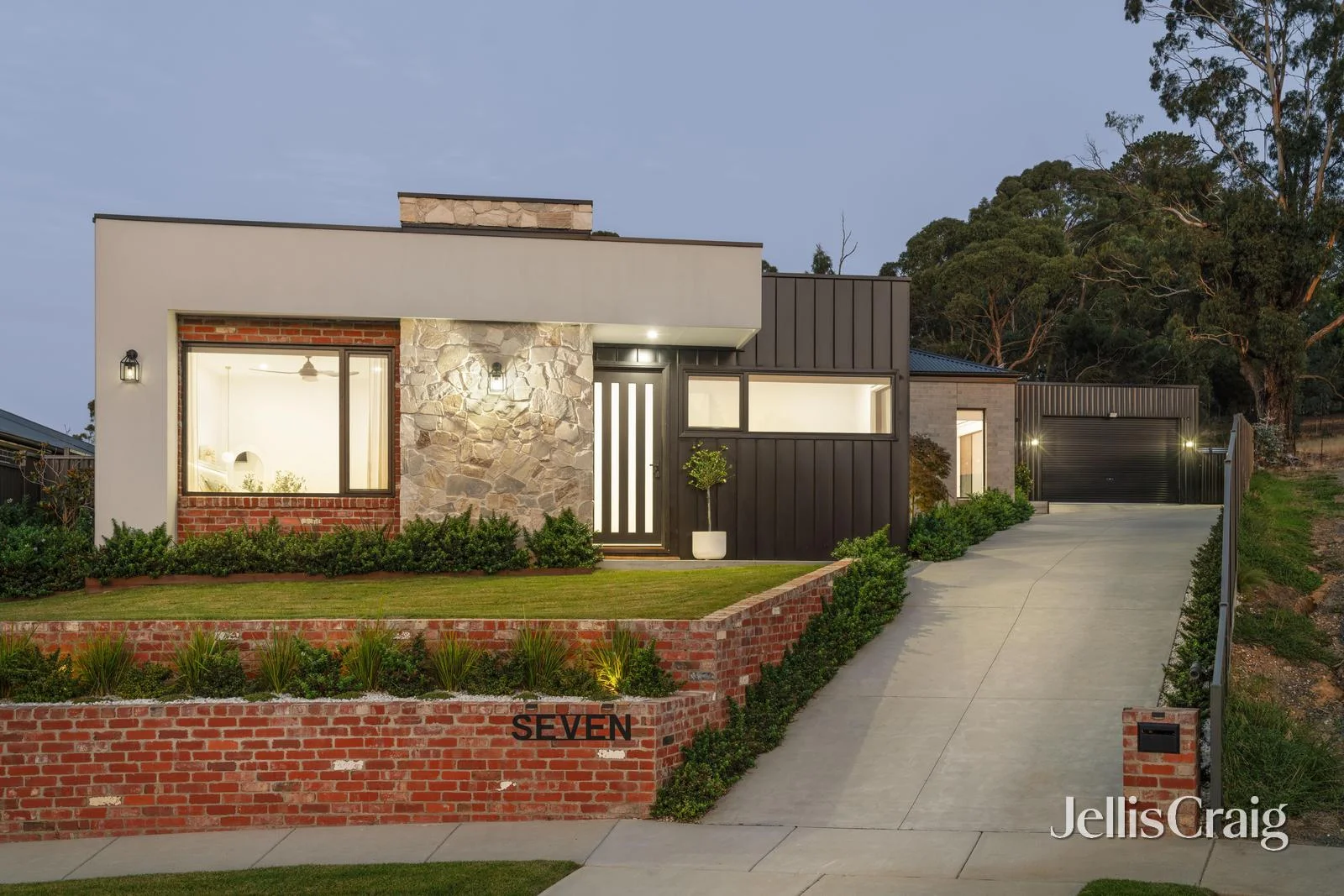 7 Rusty Rise, Brown Hill VIC 3350