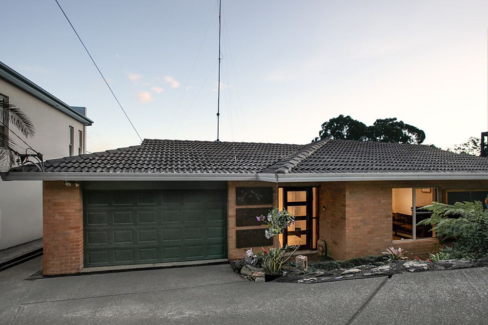 11 Elm Street, Lugarno NSW 2210, Image 0