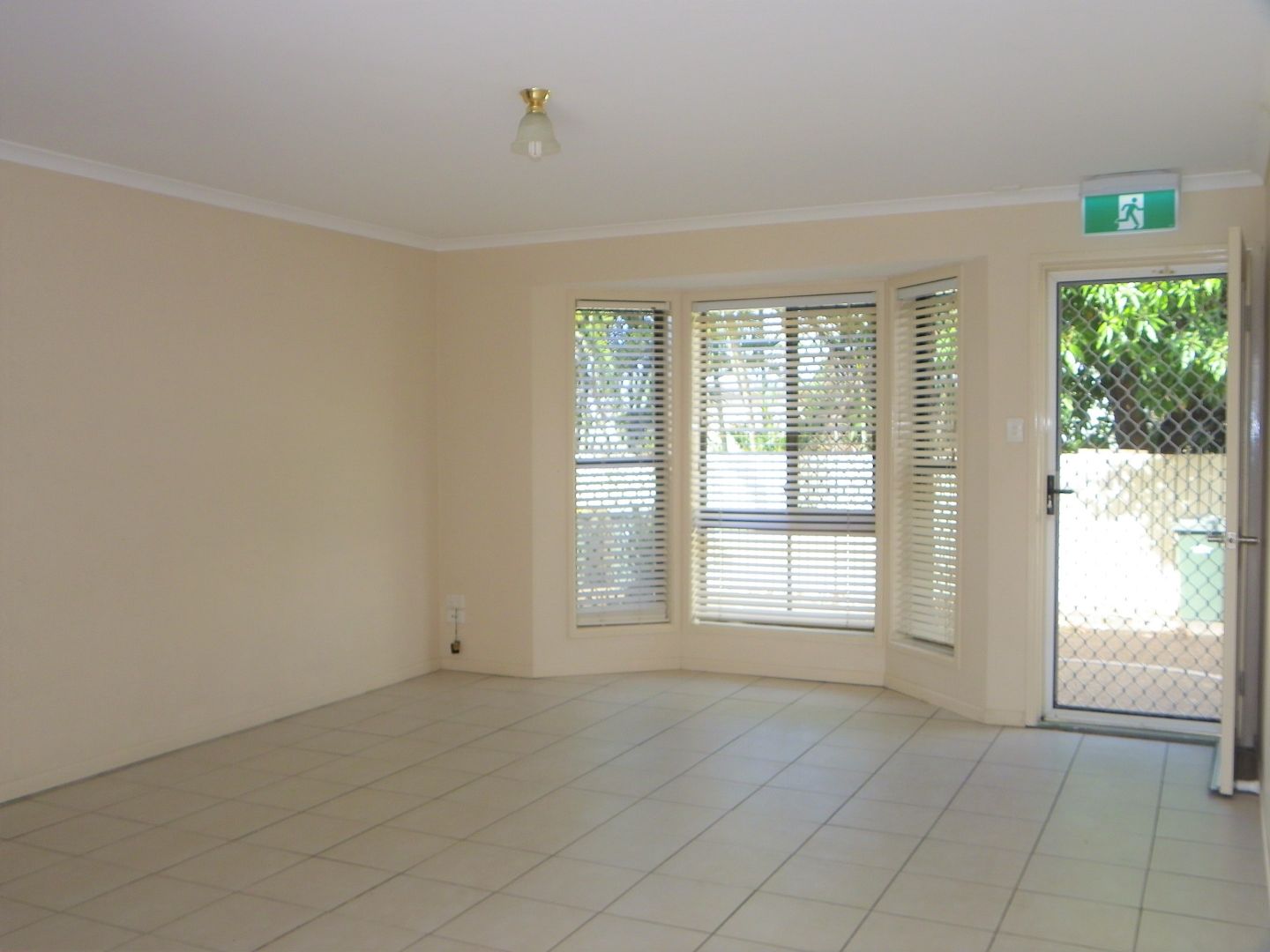2/1 Normanby Square, Bundaberg South QLD 4670, Image 1