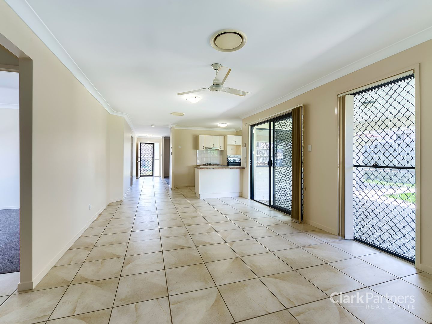 6 Charles Court, Joyner QLD 4500, Image 2