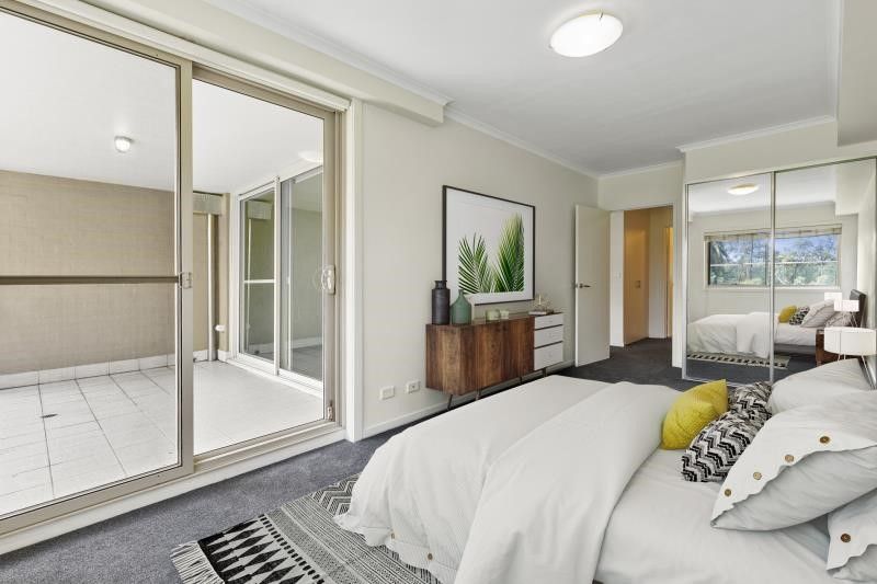 1 bedrooms Apartment / Unit / Flat in 204/168 Queenscliff Road QUEENSCLIFF NSW, 2096