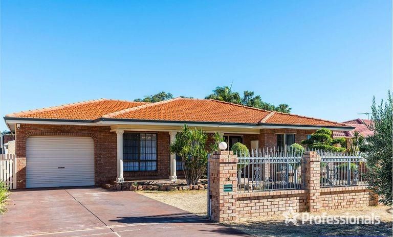 4 bedrooms House in 48 Whimbrel Street STIRLING WA, 6021