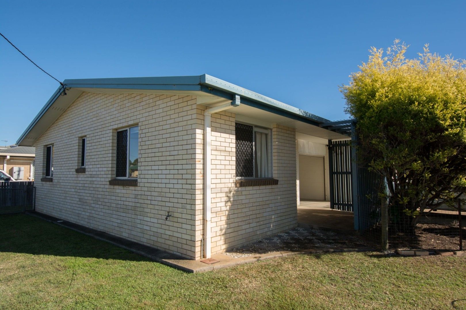 2 bedrooms Apartment / Unit / Flat in 1/2A Eastgate Street BUNDABERG EAST QLD, 4670