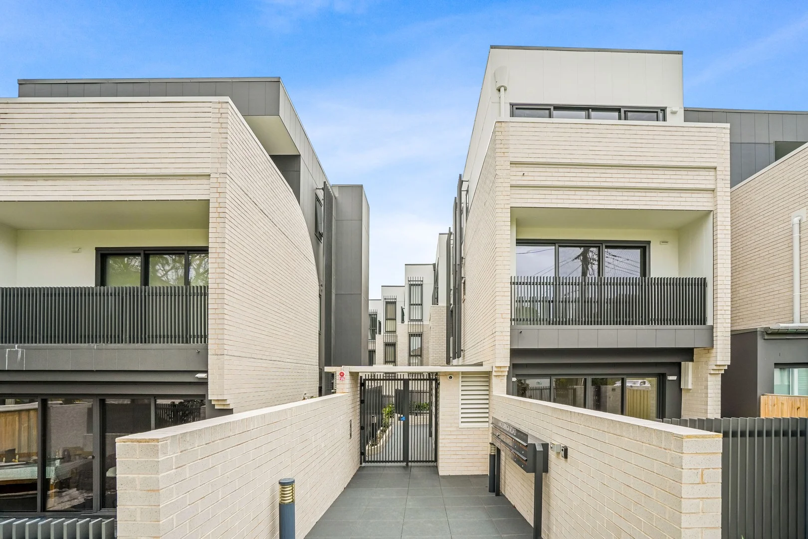 9/6 Kooringa Road, Chatswood NSW 2067