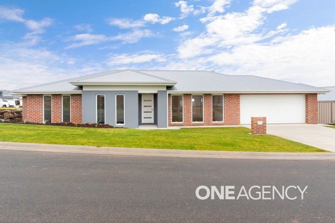 Picture of 20 BEETSON STREET, BOOROOMA NSW 2650