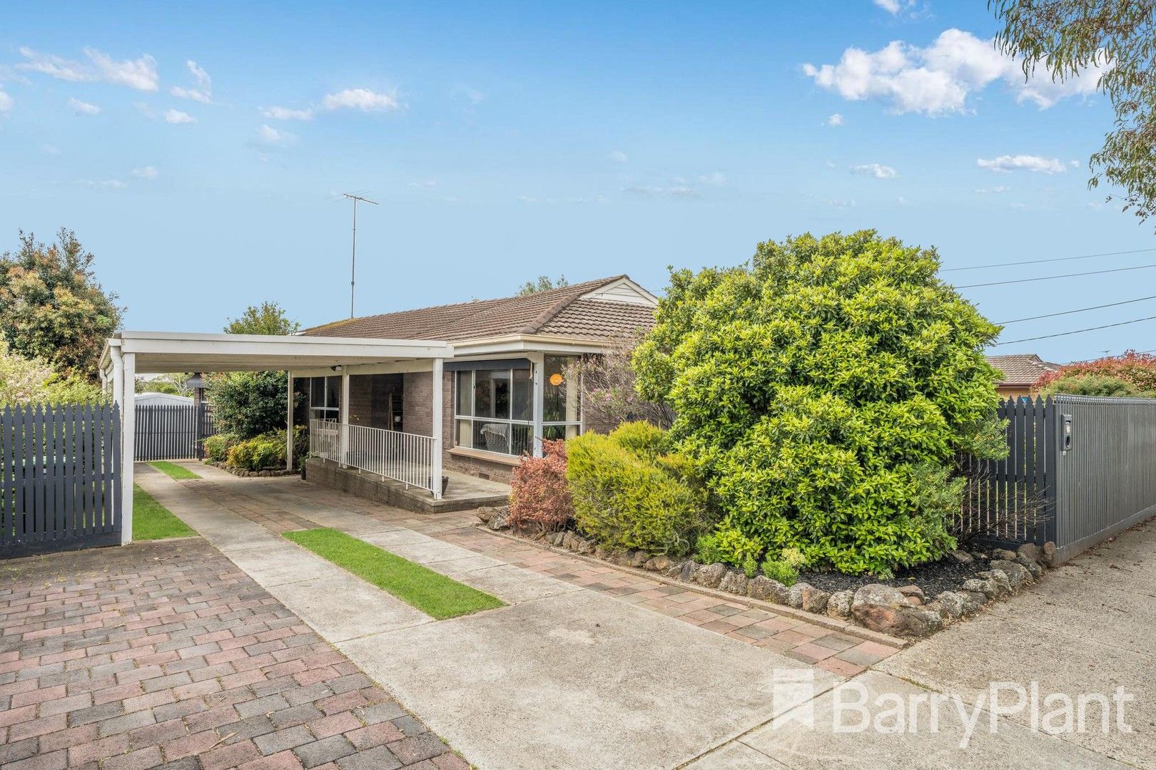 3 bedrooms House in 18 Walpole Avenue BELMONT VIC, 3216
