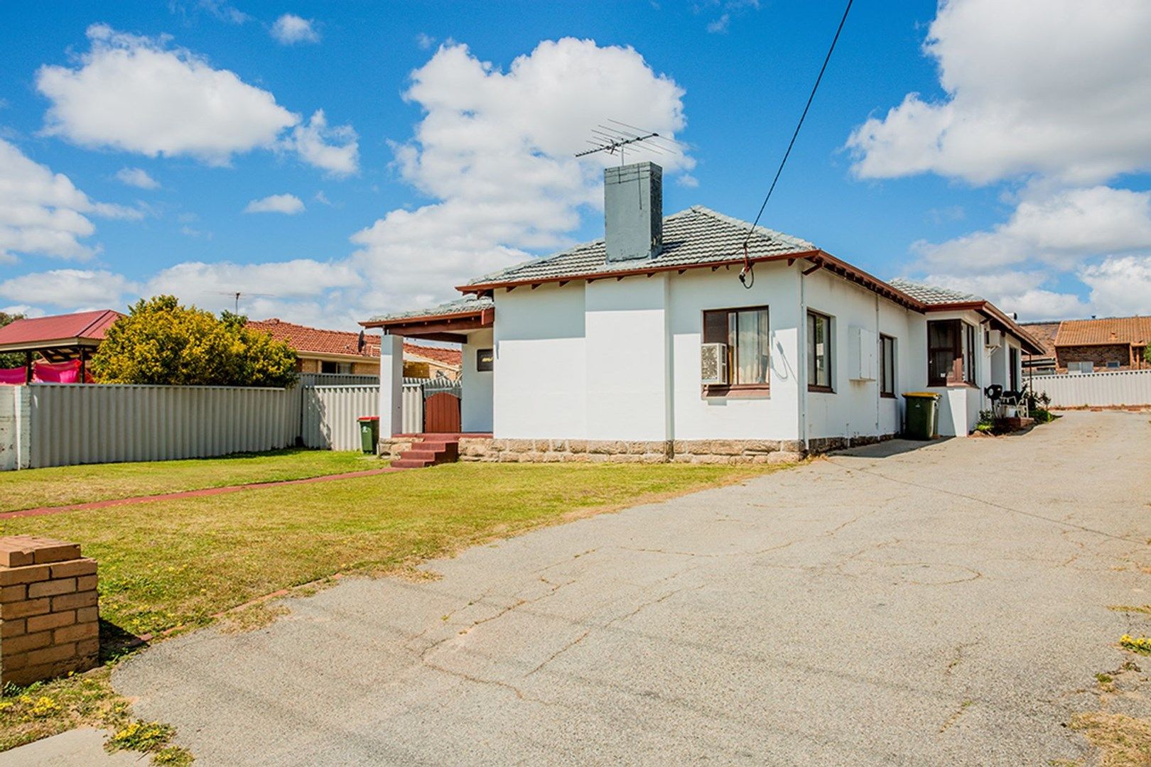1 bedrooms Villa in 3/327 Scarborough Beach Road WOODLANDS WA, 6018