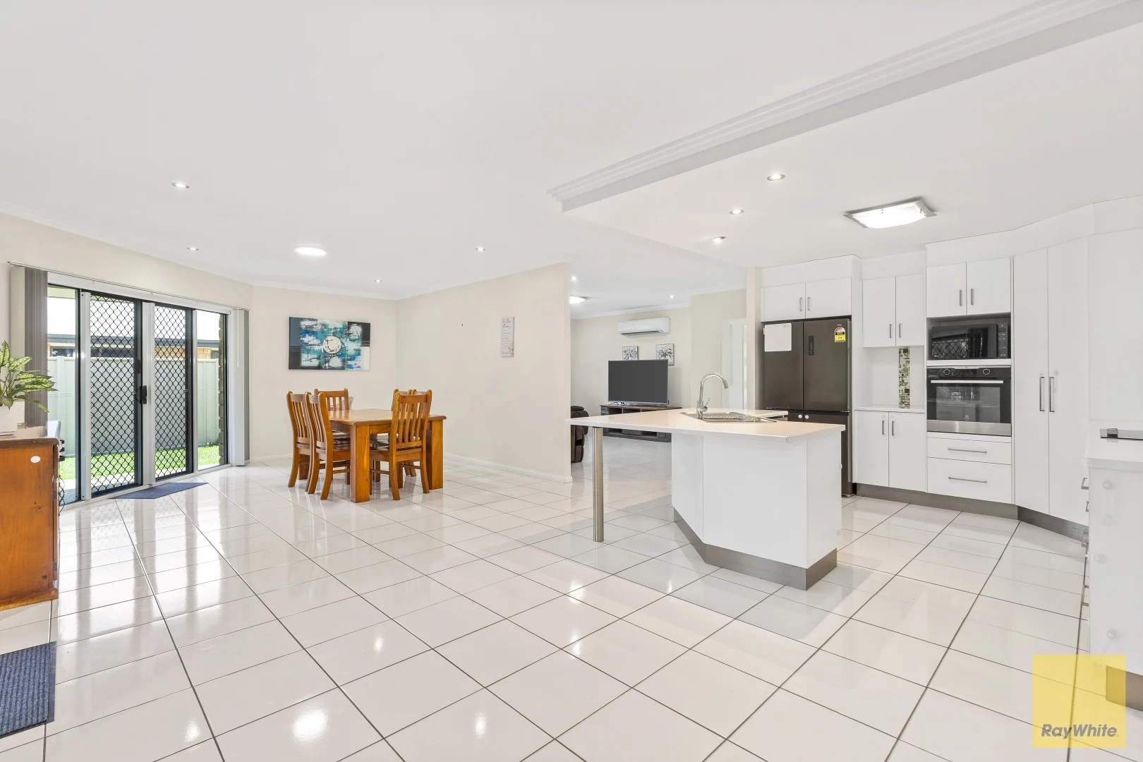 Additional image 5 of 28 Wright Street, Emerald QLD 4720